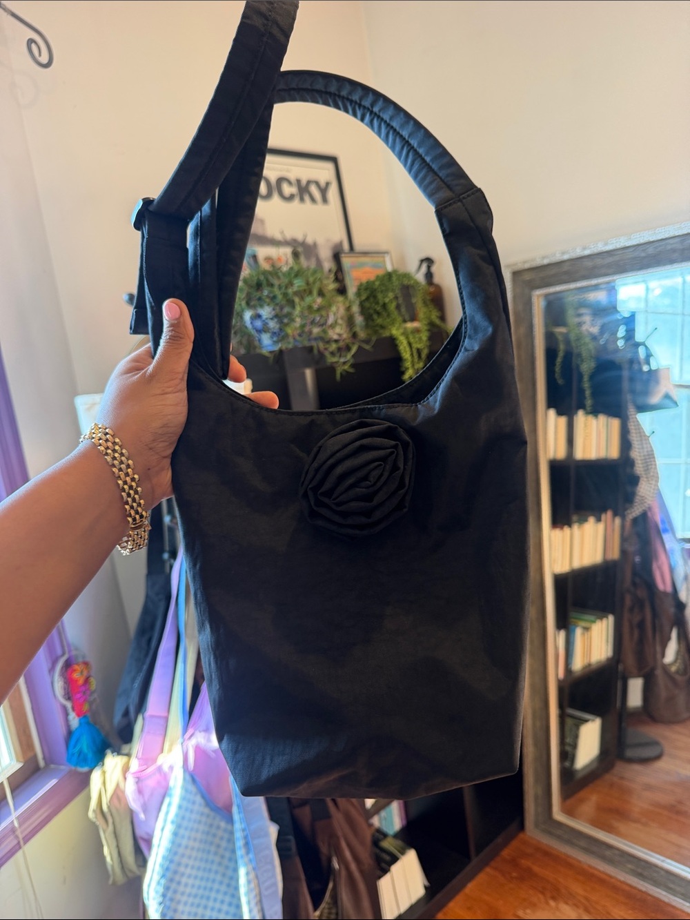 BAGGU OU exclusive Black Rose Appliqué Shoulder Bag